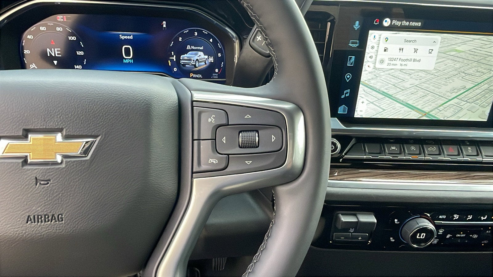 2025 Chevrolet Silverado 1500 LT (2FL)