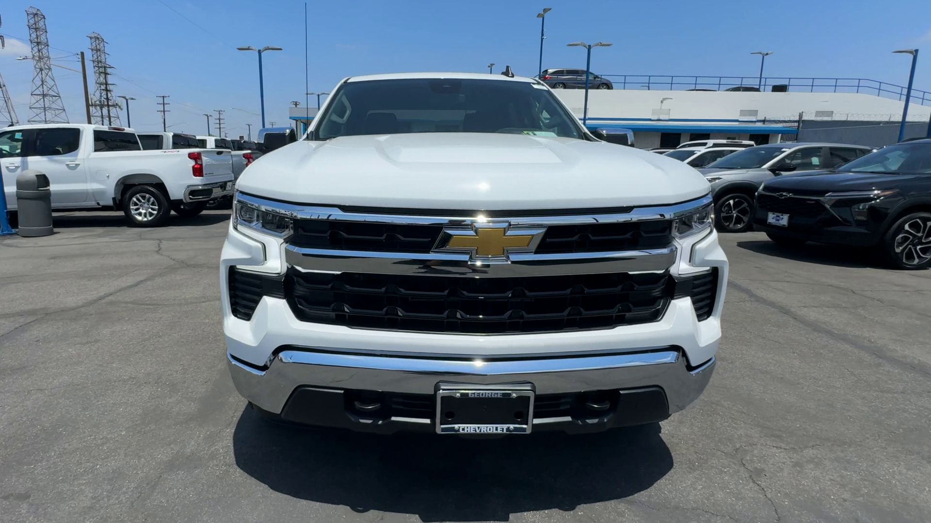 2026 Chevrolet Silverado 1500 LT (2FL)