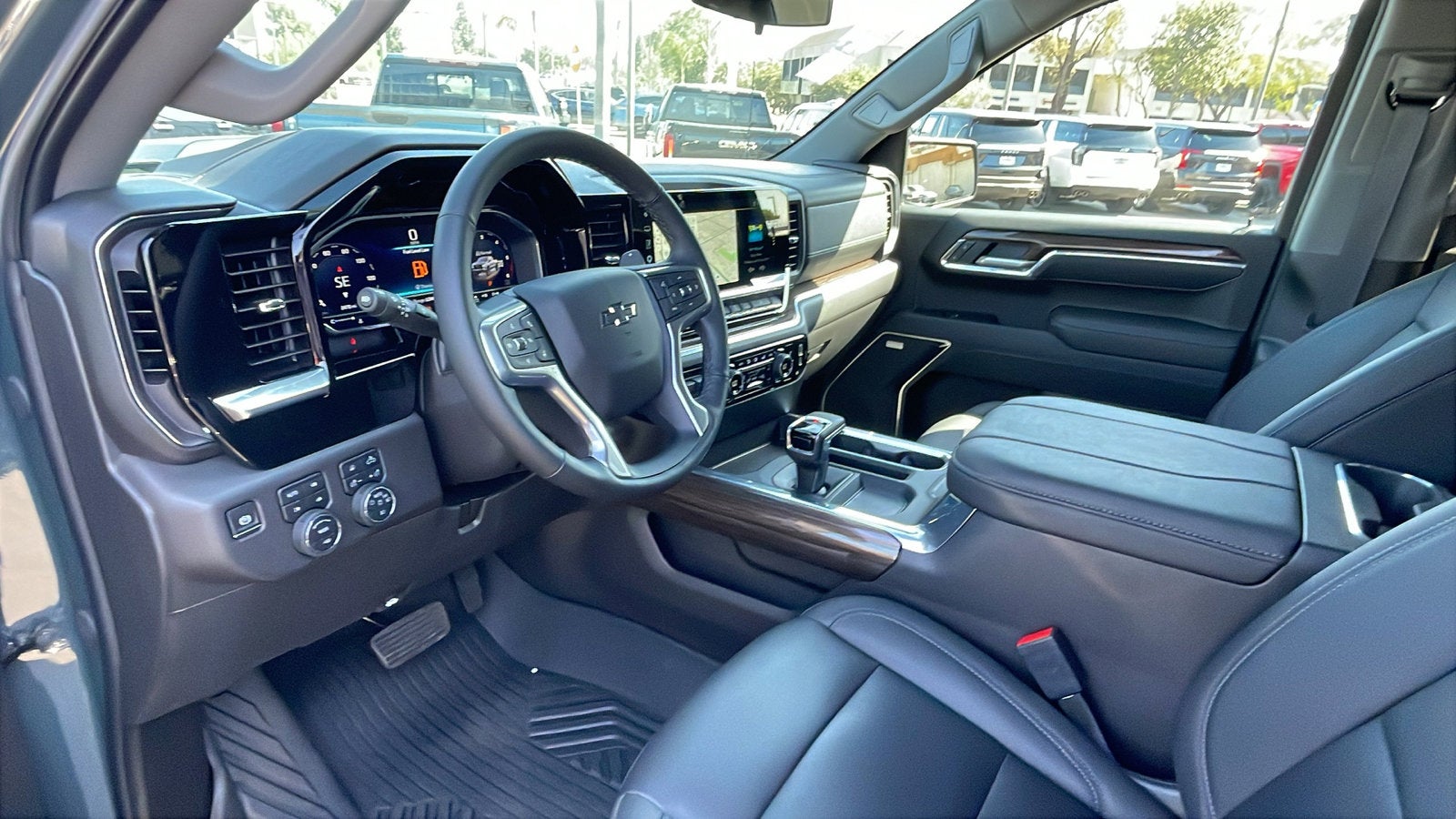 2025 Chevrolet Silverado 1500 LT Trail Boss