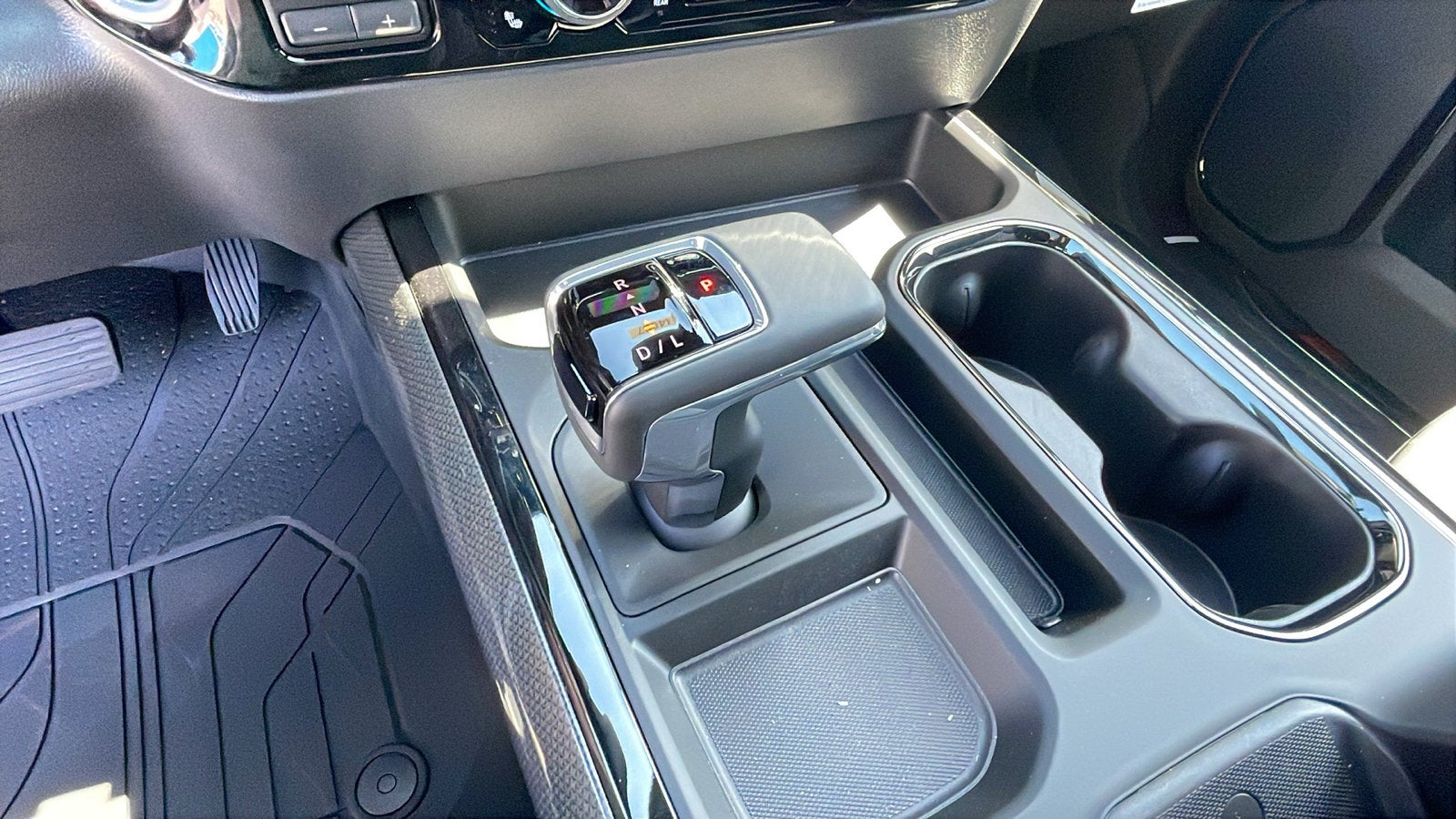 2026 Chevrolet Silverado 1500 ZR2 - Photo 20