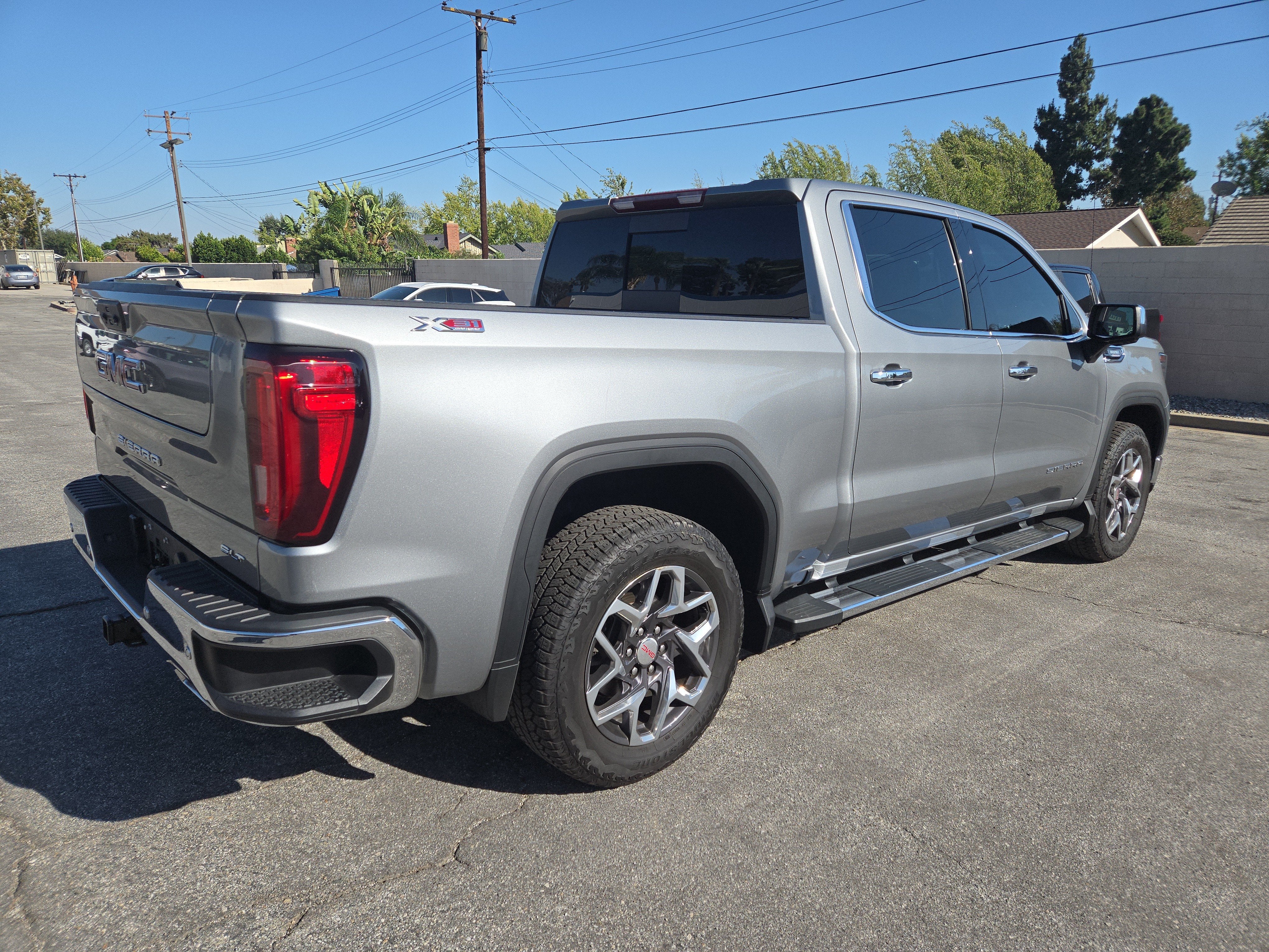 2023 GMC Sierra 1500 SLT