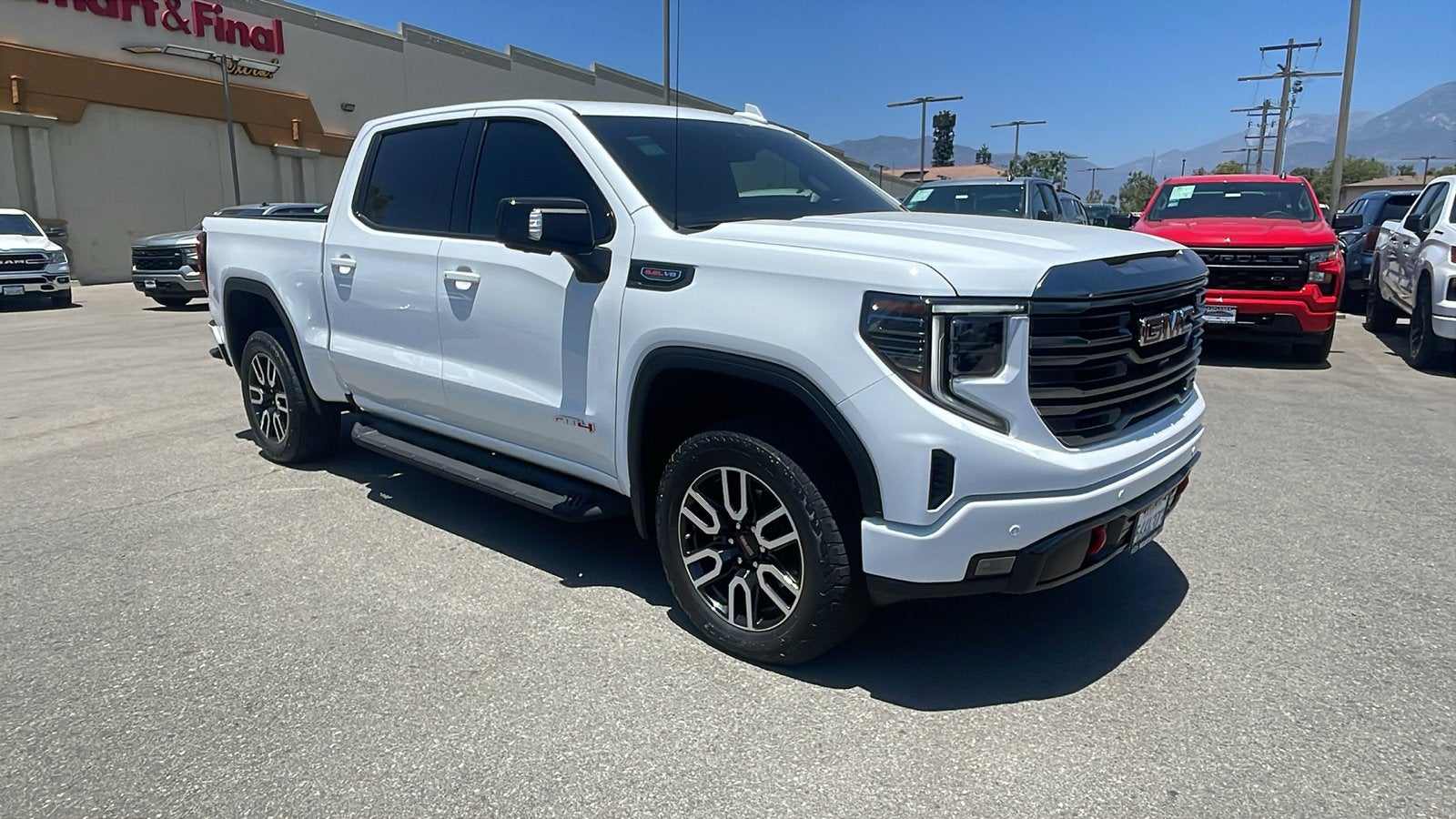 2024 GMC Sierra 1500 AT4