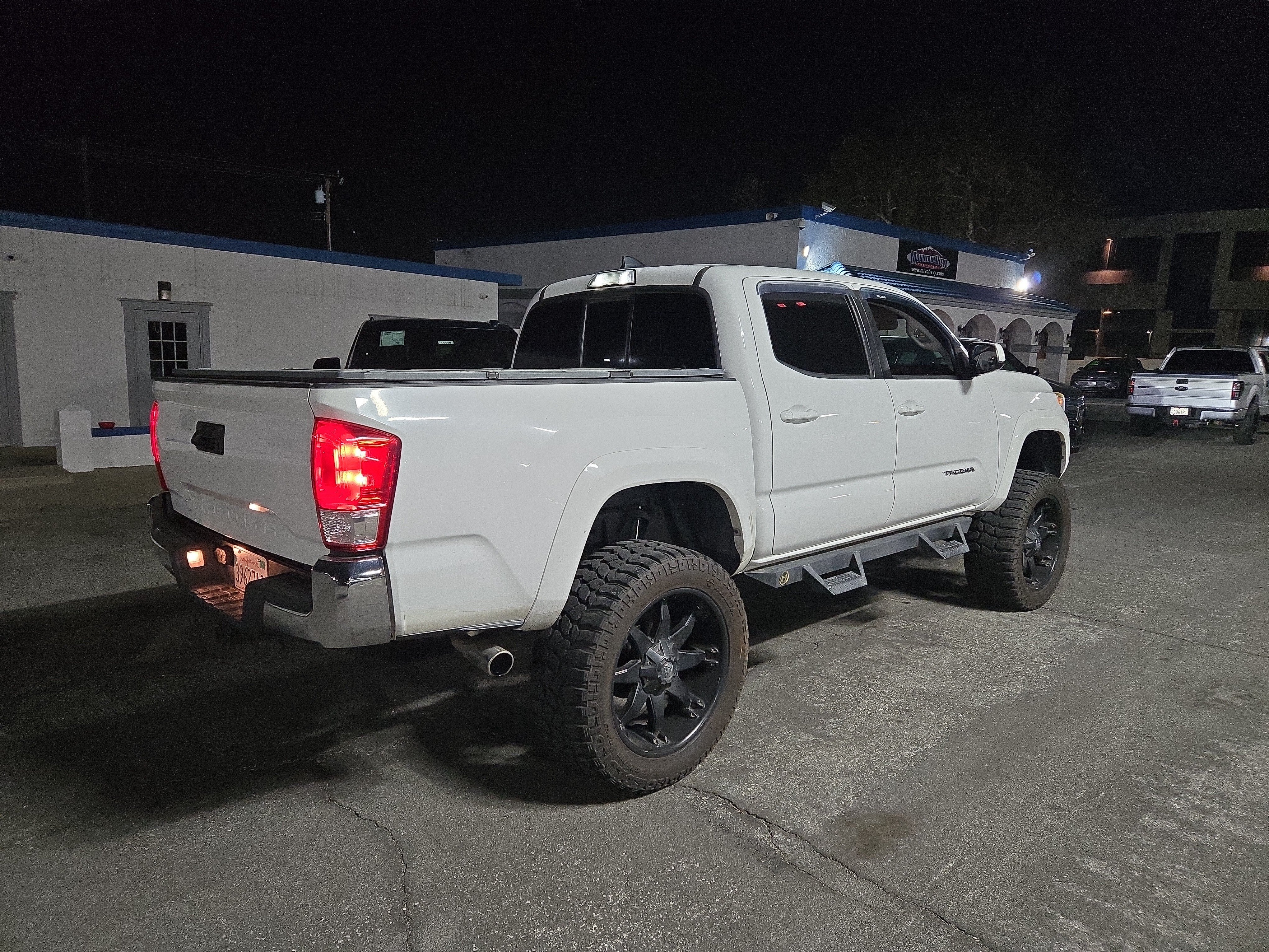 2016 Toyota Tacoma SR5