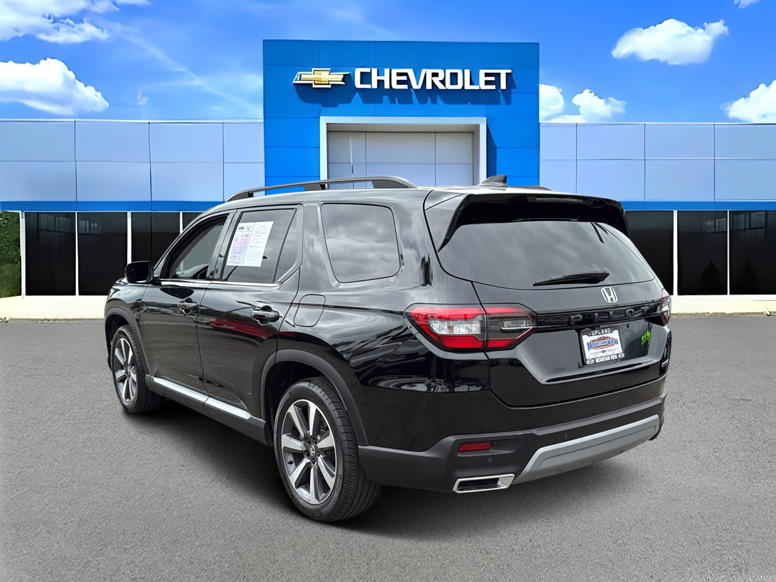 2025 Honda Pilot Touring