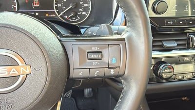 2024 Nissan Pathfinder SL FWD