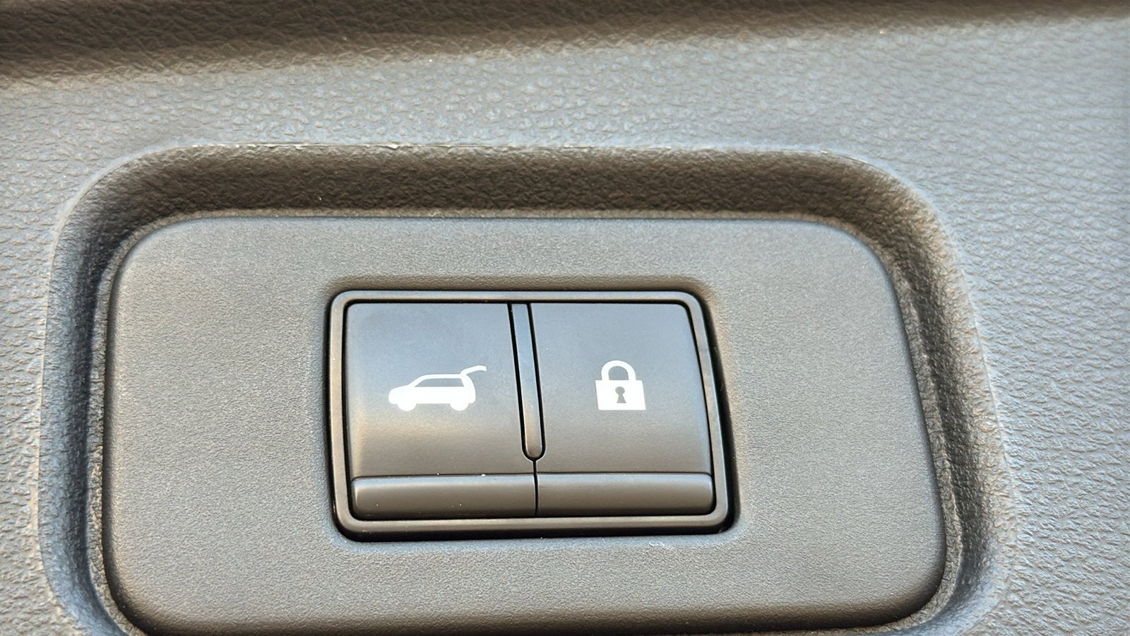 2024 Nissan Pathfinder SL FWD