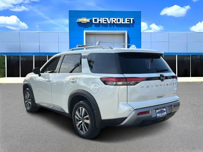 2024 Nissan Pathfinder SL FWD