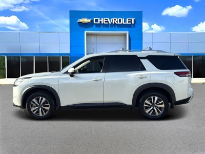 2024 Nissan Pathfinder SL FWD