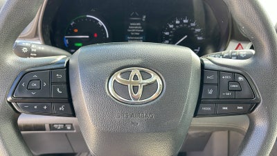 2022 Toyota Sienna LE