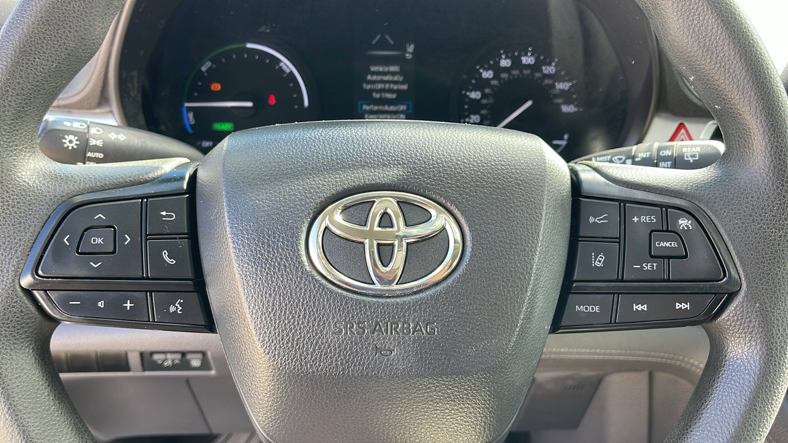 2022 Toyota Sienna LE