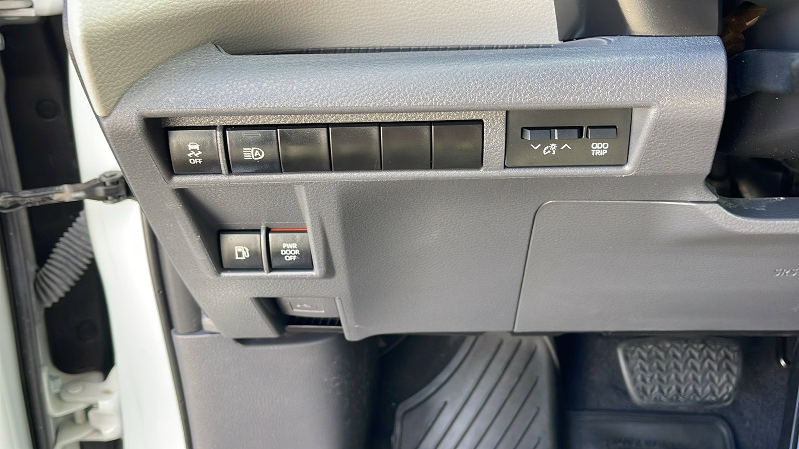 2022 Toyota Sienna LE