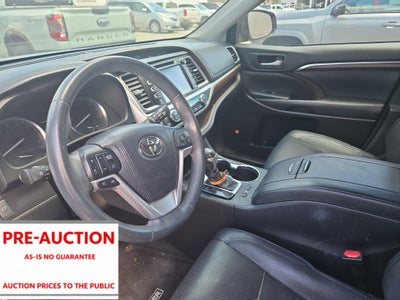 2016 Toyota Highlander Limited V6