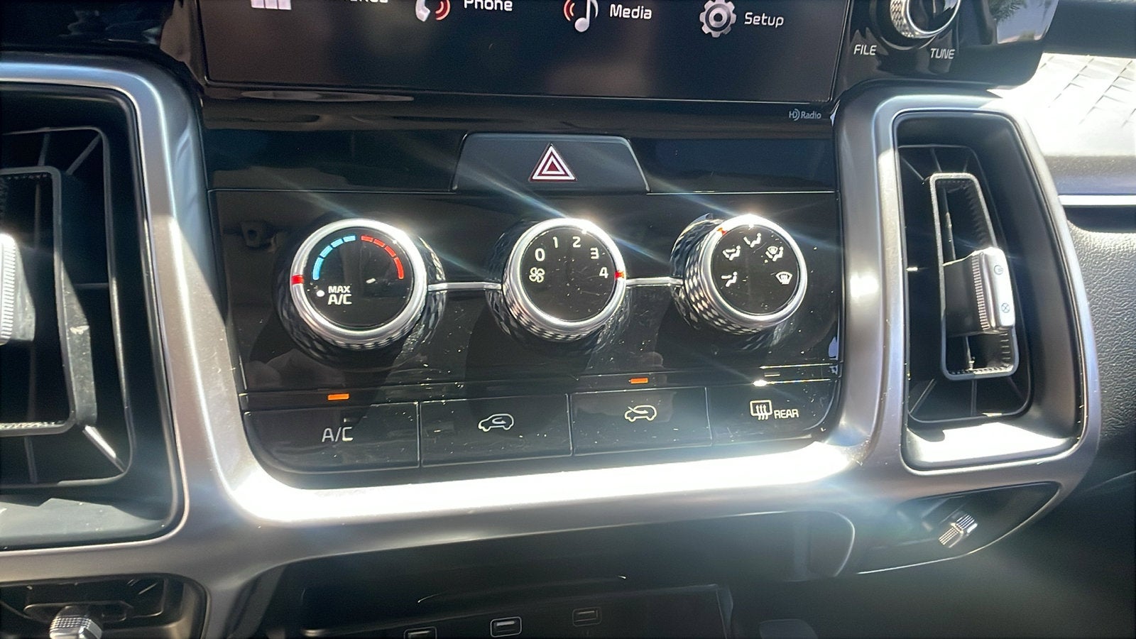 2023 Kia Sorento LX
