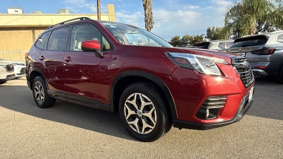 2022 Subaru Forester Premium