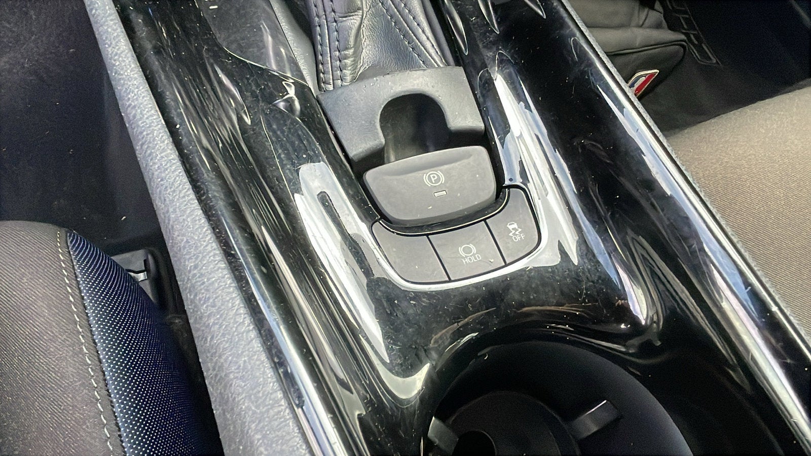 2020 Toyota C-HR XLE