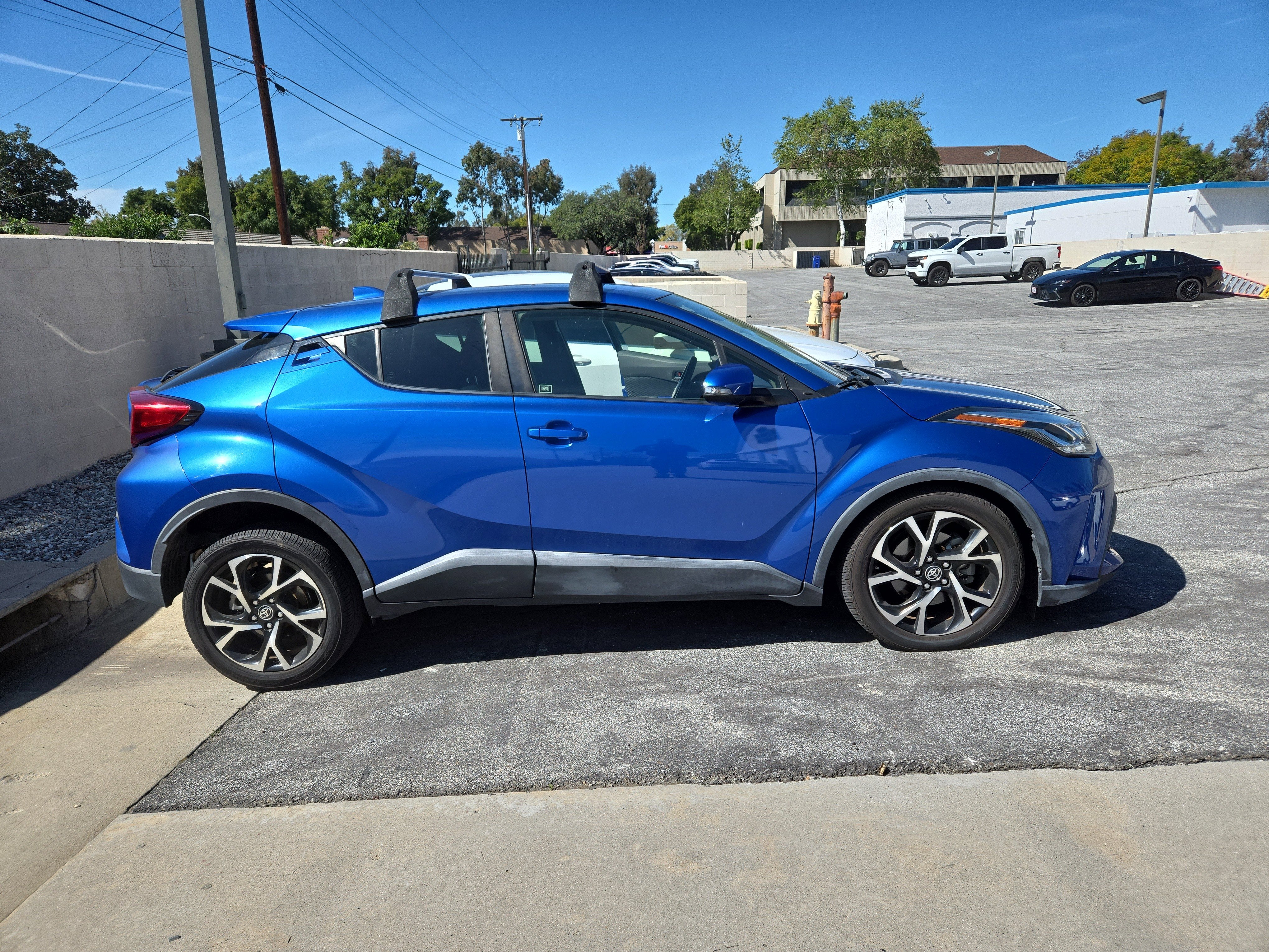 2020 Toyota C-HR XLE