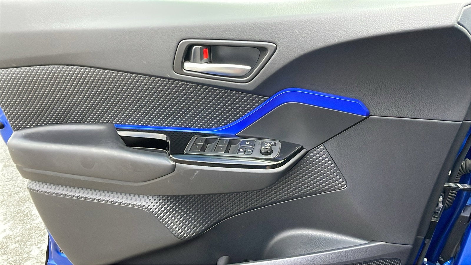 2020 Toyota C-HR XLE