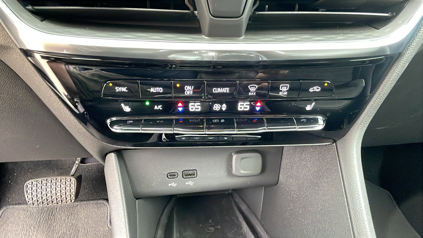 2024 Buick Encore GX Avenir