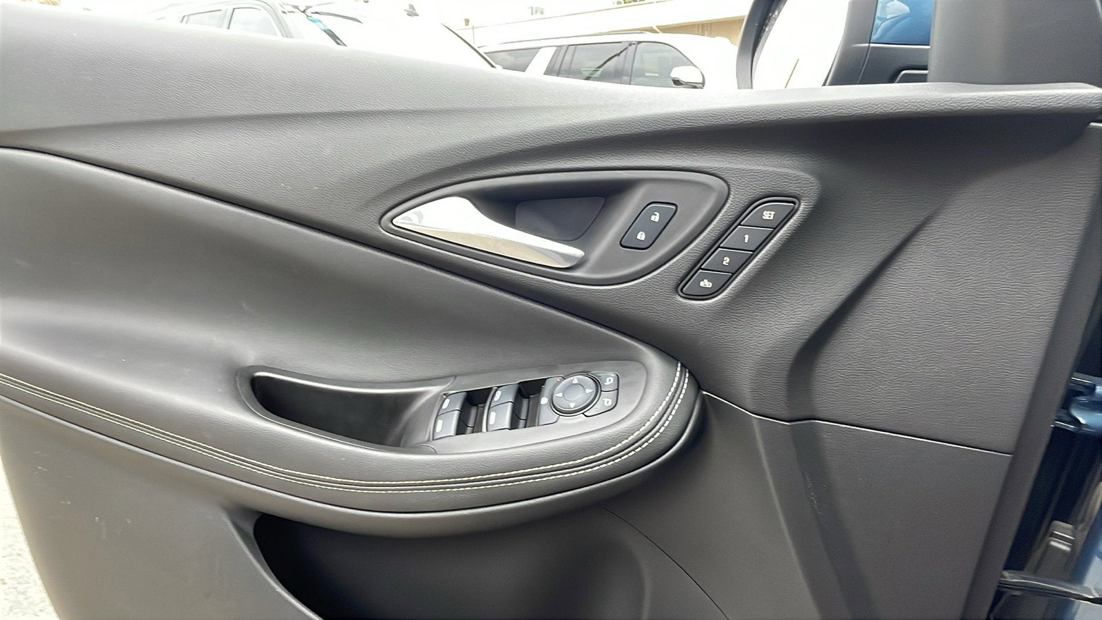 2024 Buick Encore GX Avenir