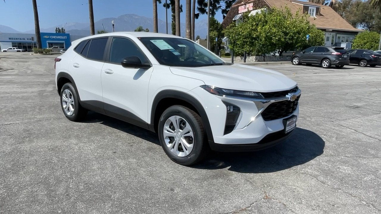 2026 Chevrolet Trax LS