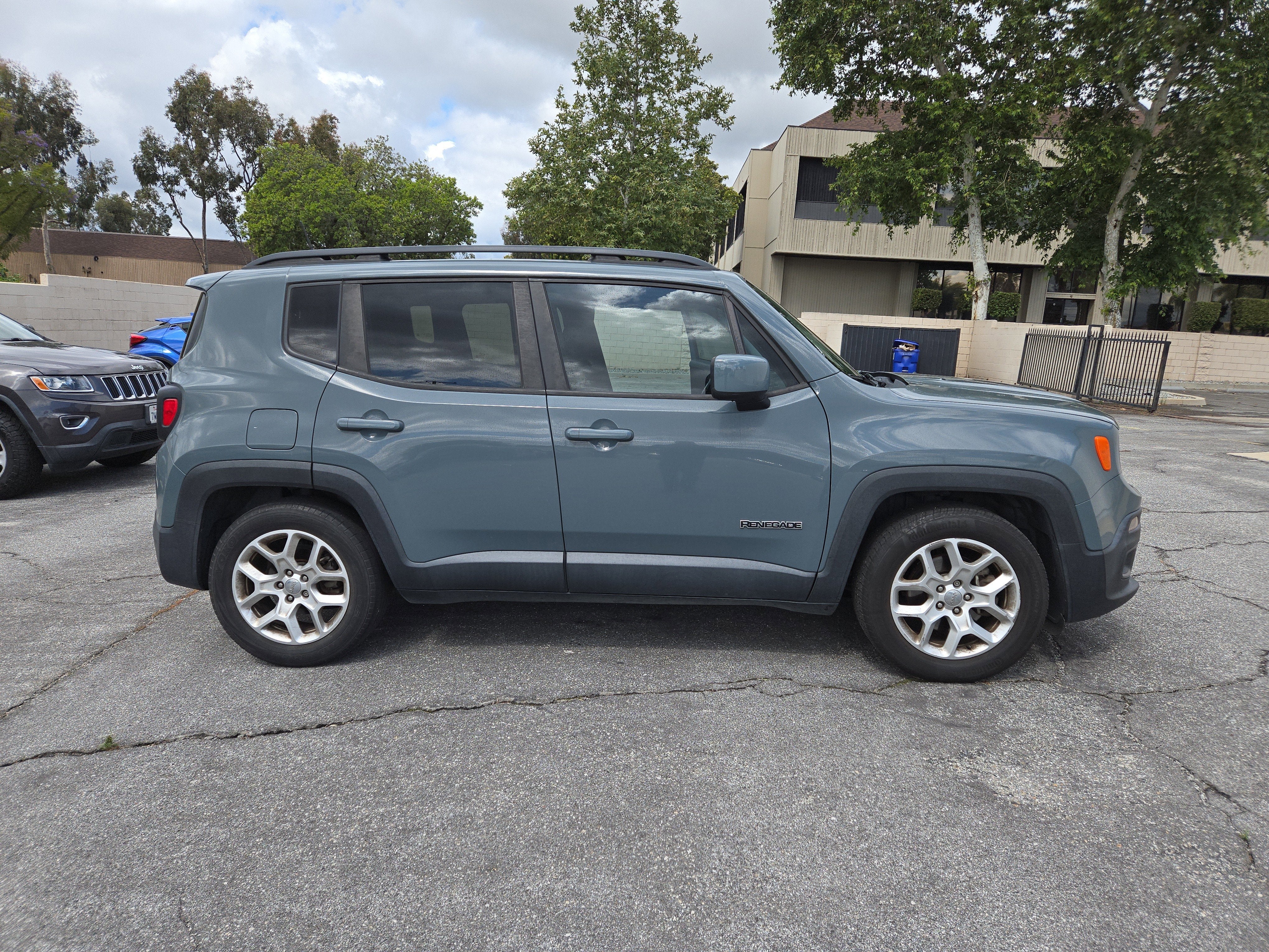 2018 Jeep Renegade Latitude FWD